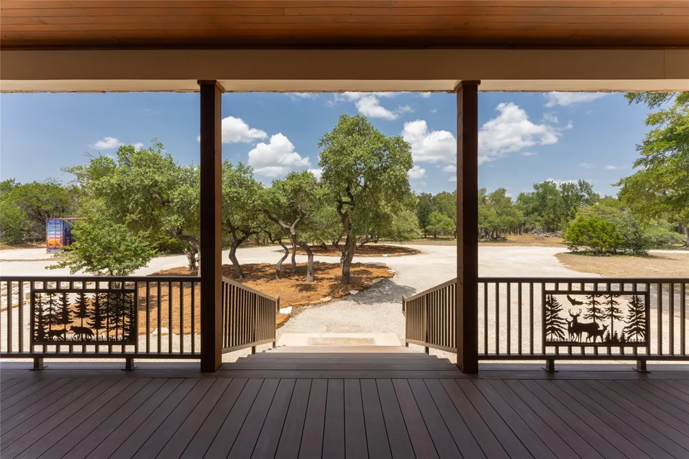 224 Liberty Bell Lane Dripping Springs, TX 78620