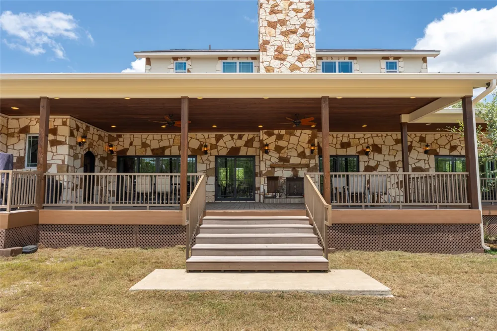 224 Liberty Bell Lane Dripping Springs, TX 78620