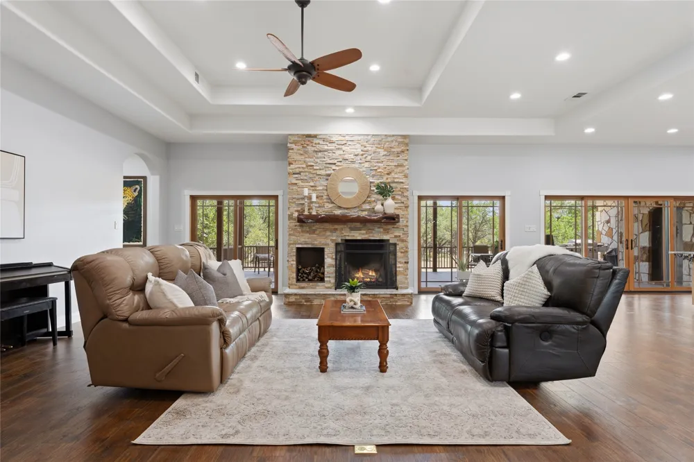 224 Liberty Bell Lane Dripping Springs, TX 78620