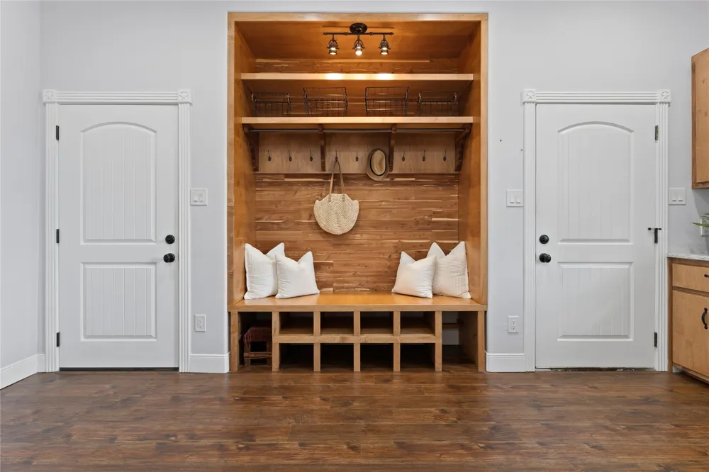 224 Liberty Bell Lane Dripping Springs, TX 78620