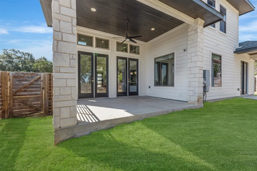 4902 Country Club Drive Lago Vista, TX 78645