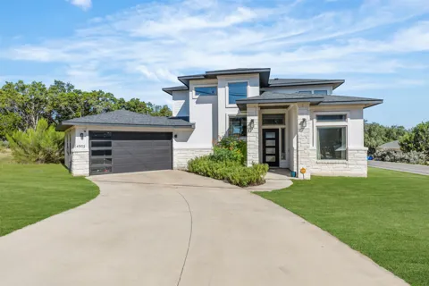 4902 Country Club Drive