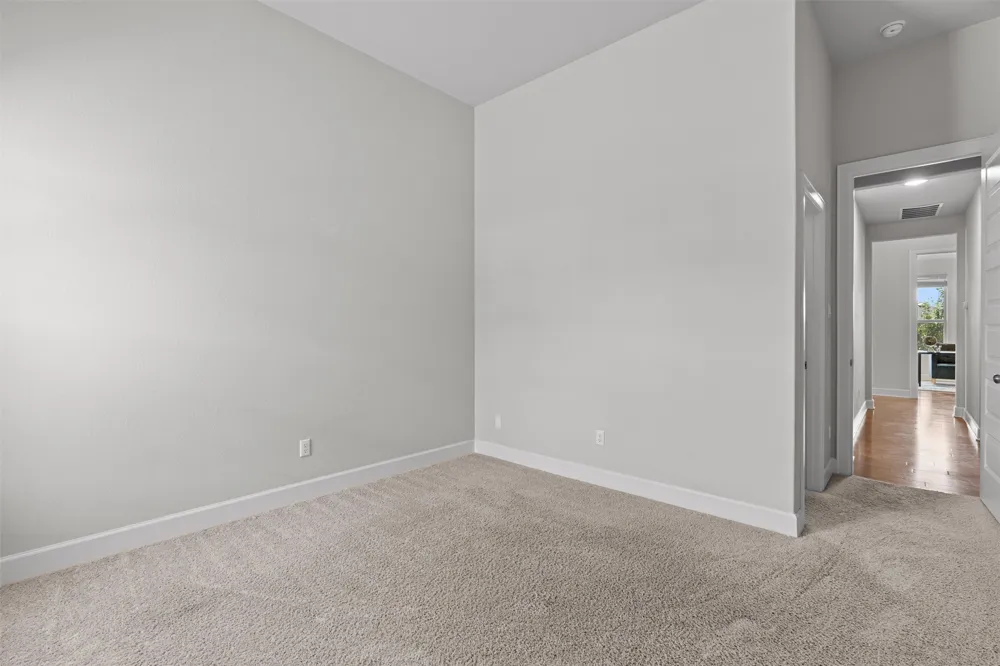1205 Knowles Drive Hutto, TX 78634