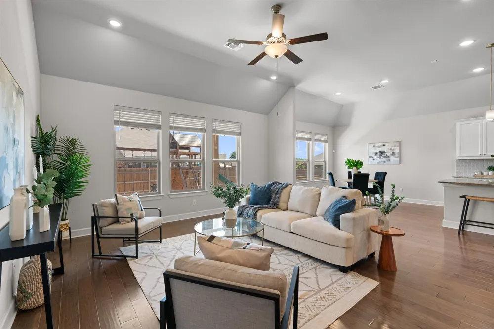 1205 Knowles Drive Hutto, TX 78634