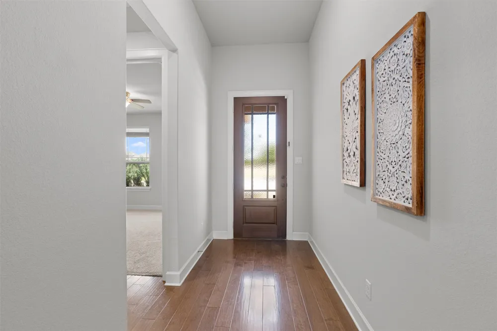 1205 Knowles Drive Hutto, TX 78634