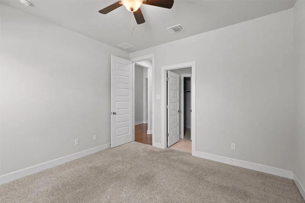 1205 Knowles Drive Hutto, TX 78634