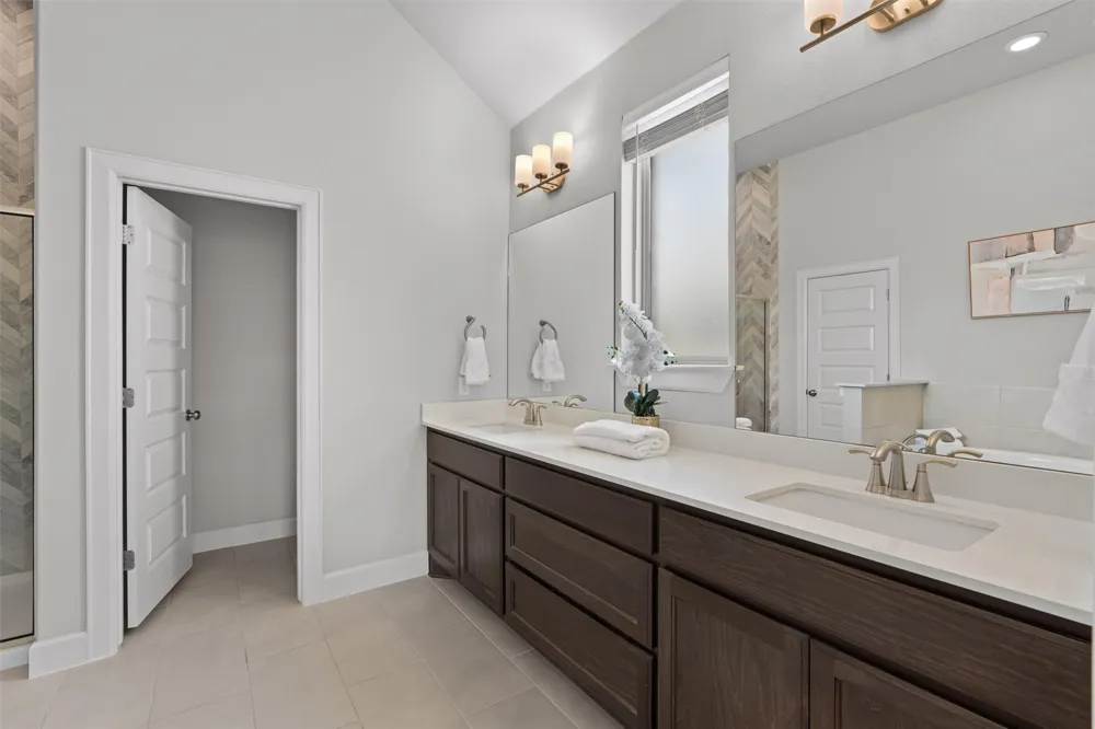 1205 Knowles Drive Hutto, TX 78634