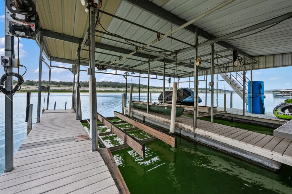 3008 Point Cove Lago Vista, TX 78645