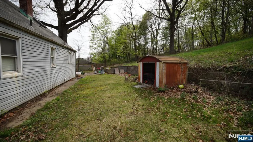 290 Central Avenue Haledon, NJ 07508