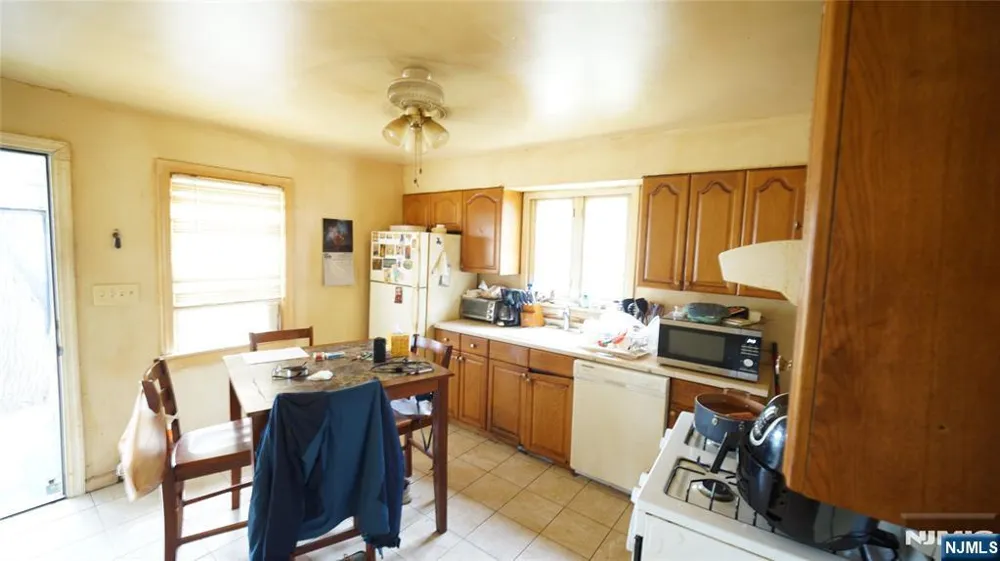 290 Central Avenue Haledon, NJ 07508