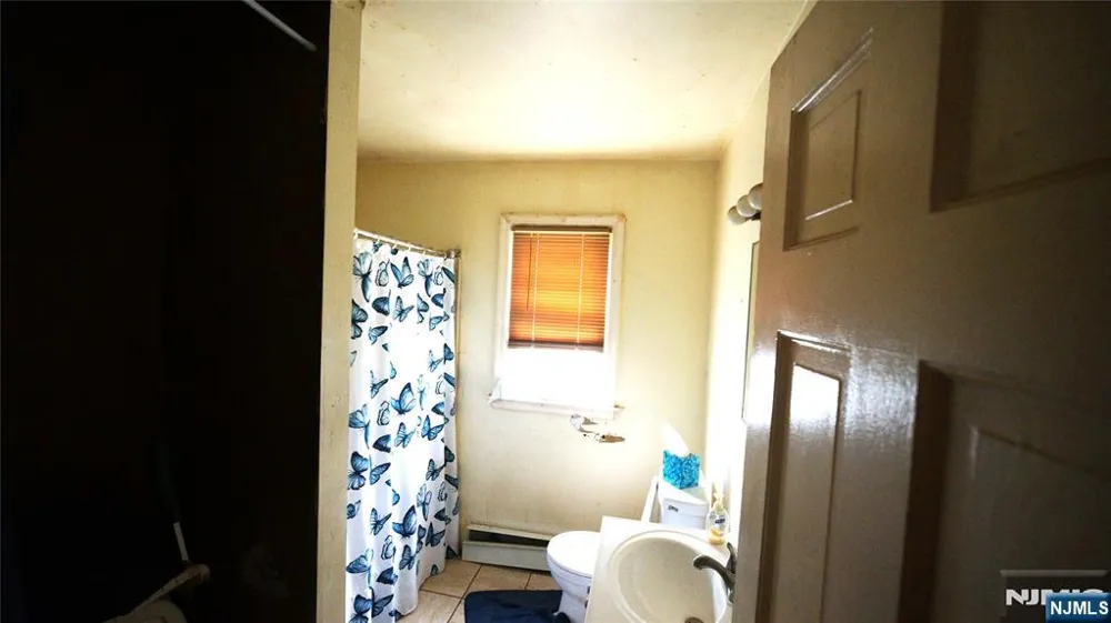 290 Central Avenue Haledon, NJ 07508
