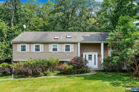 260 River Drive