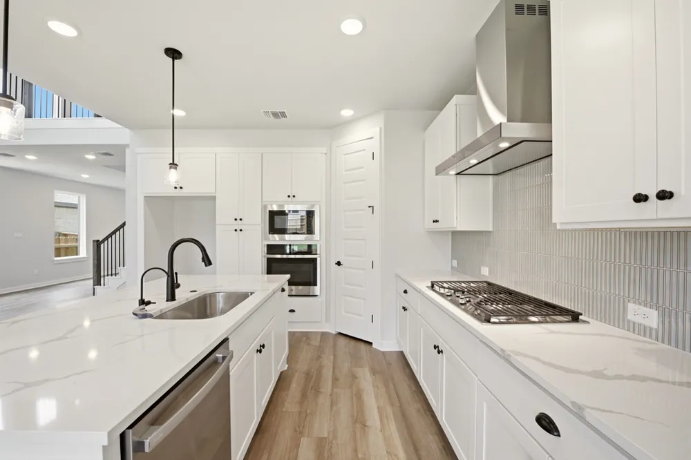 210 Grayson Elm Pass Dripping Springs, TX 78620