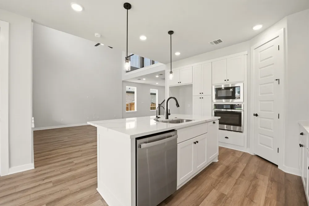 210 Grayson Elm Pass Dripping Springs, TX 78620