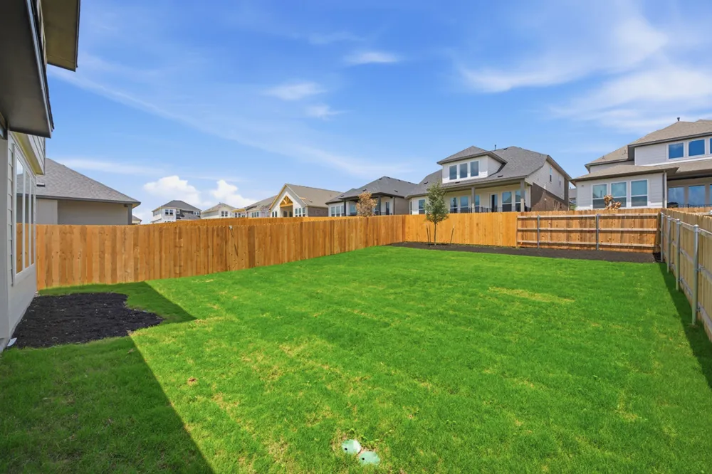 210 Grayson Elm Pass Dripping Springs, TX 78620