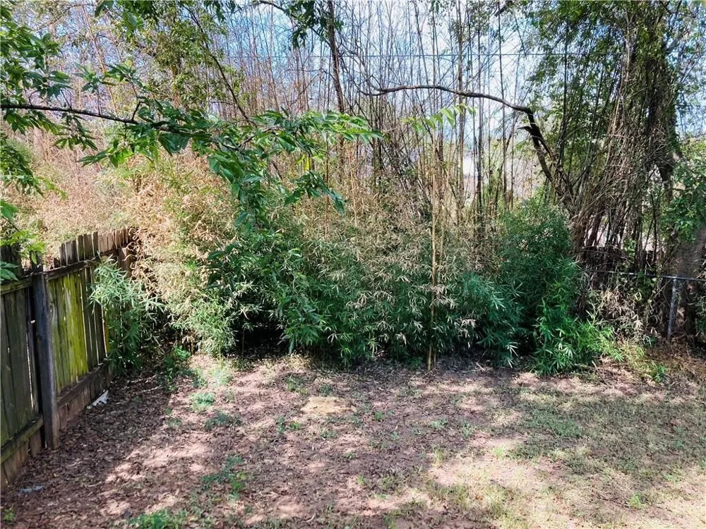 112 Hillside Cove #B Elgin, TX 78621