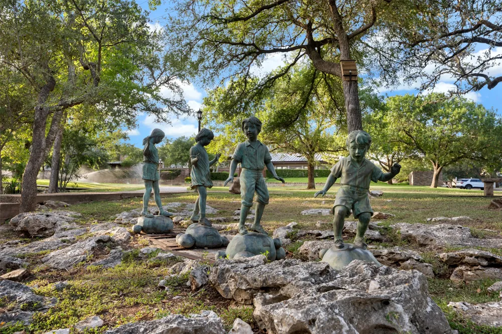 3005 Shoot Out Court Austin, TX 78748