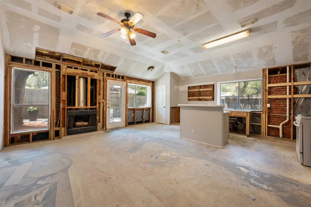 3005 Shoot Out Court Austin, TX 78748