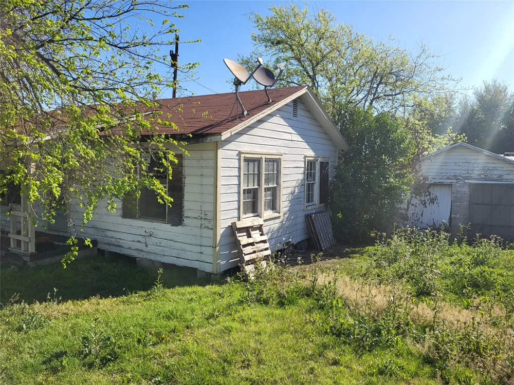 Address Not Shown Granger, TX 76530