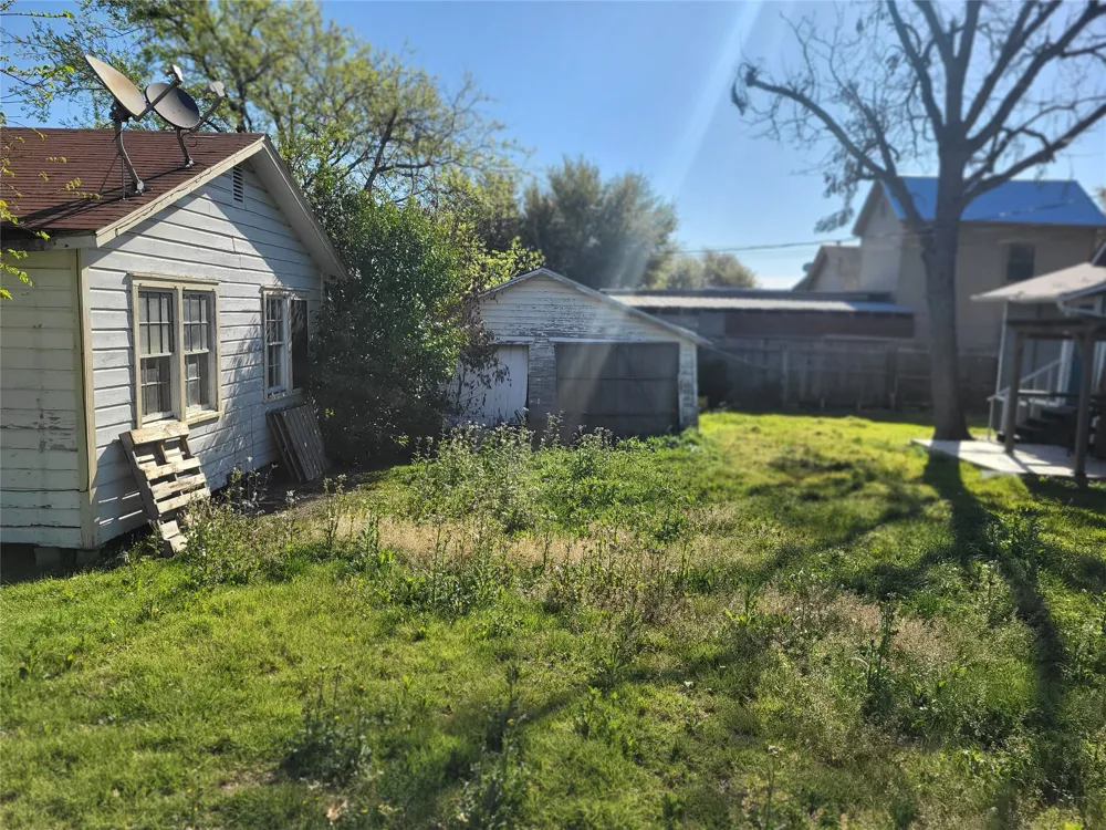 Address Not Shown Granger, TX 76530