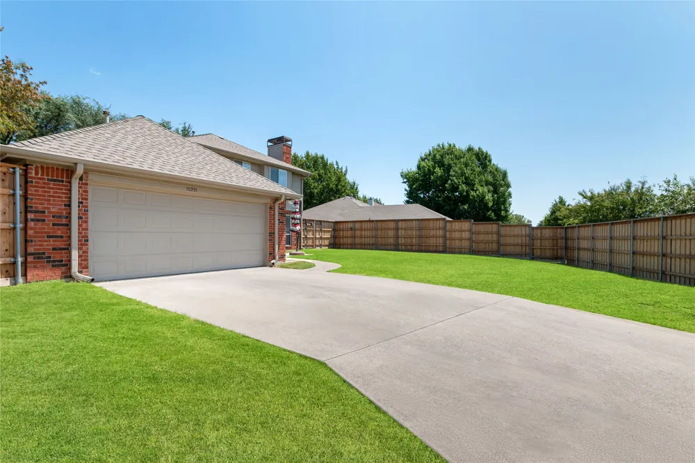10231 Castle Drive Frisco, TX 75035