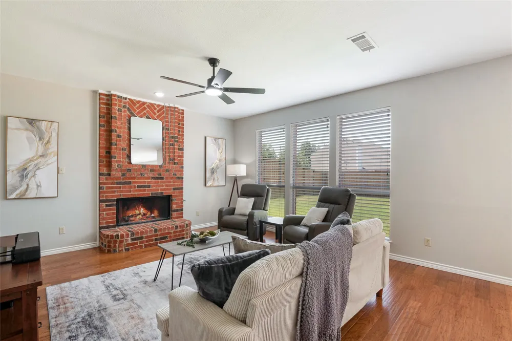10231 Castle Drive Frisco, TX 75035