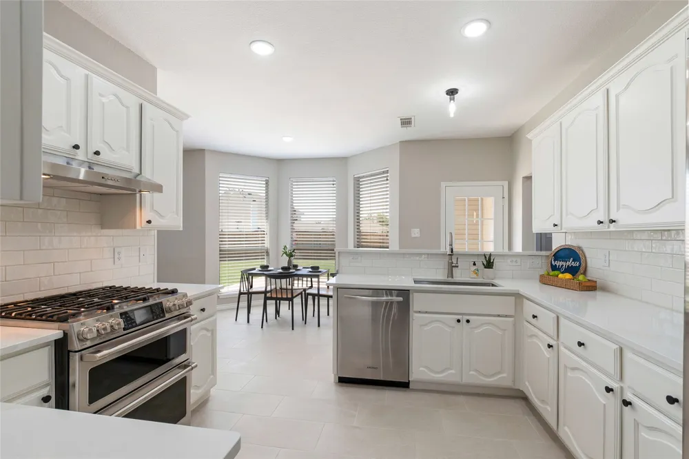 10231 Castle Drive Frisco, TX 75035