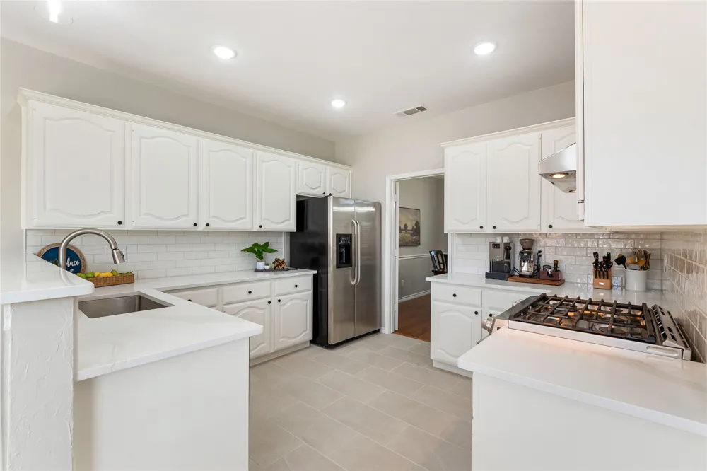 10231 Castle Drive Frisco, TX 75035