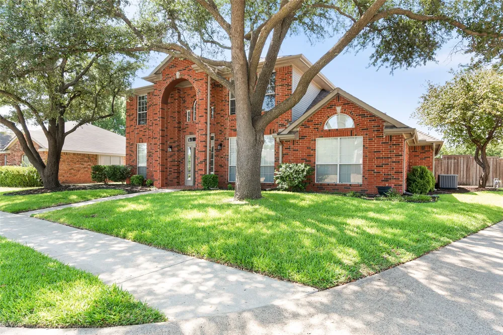 10231 Castle Drive Frisco, TX 75035