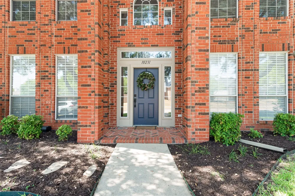 10231 Castle Drive Frisco, TX 75035