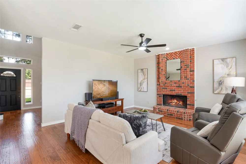10231 Castle Drive Frisco, TX 75035