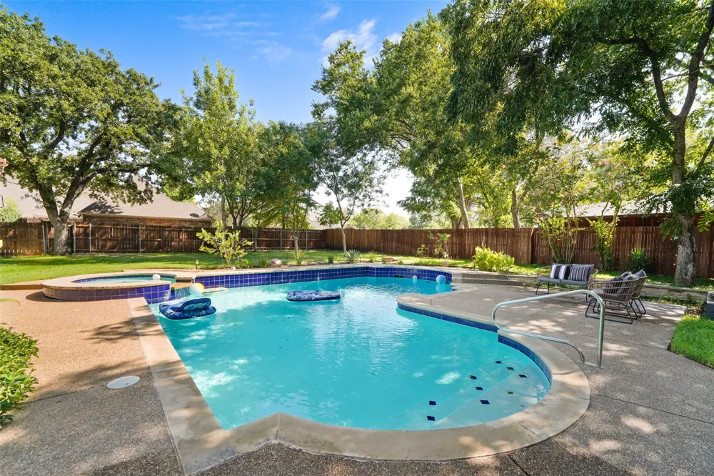 1417 Sylvan Drive Arlington, TX 76012