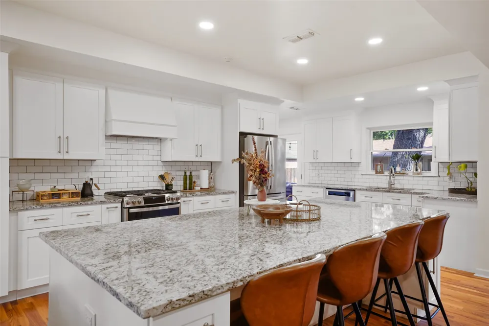 1417 Sylvan Drive Arlington, TX 76012