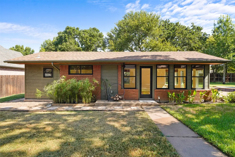 1417 Sylvan Drive Arlington, TX 76012