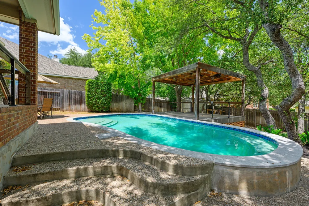 1309 Horseback Hollow Austin, TX 78732