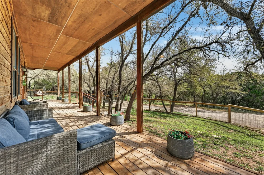 22706 Rocking A Trail Spicewood, TX 78669