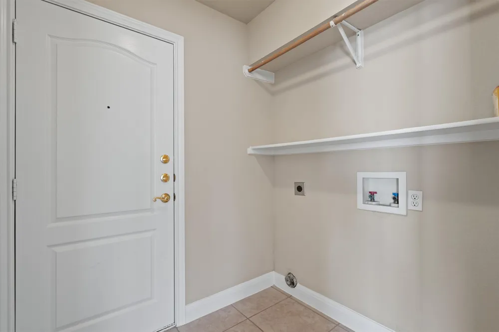 8800 Hazelhurst Drive #65 Austin, TX 78729