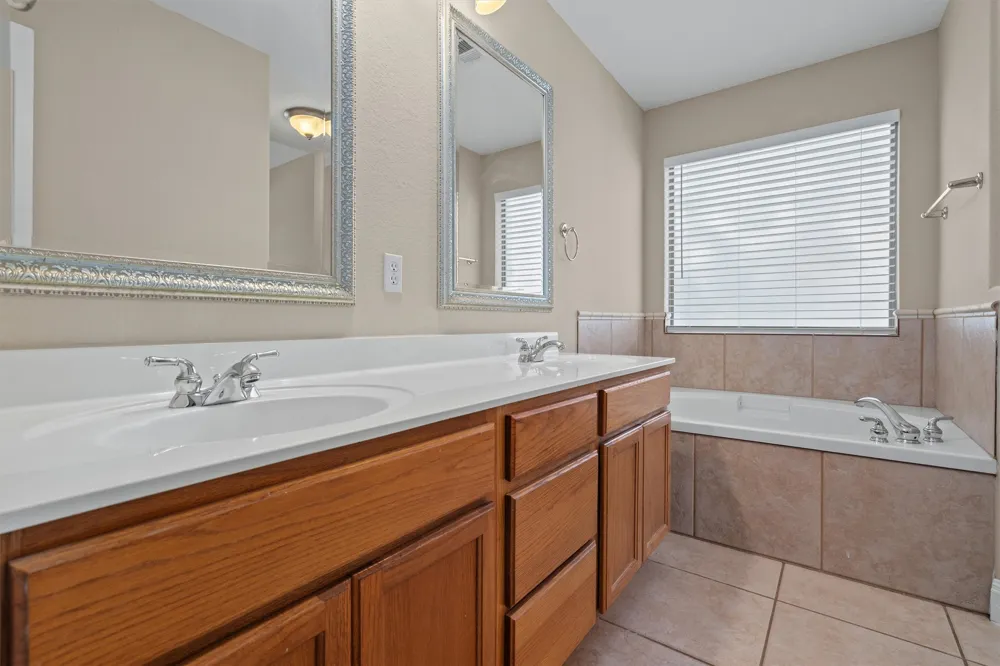 8800 Hazelhurst Drive #65 Austin, TX 78729