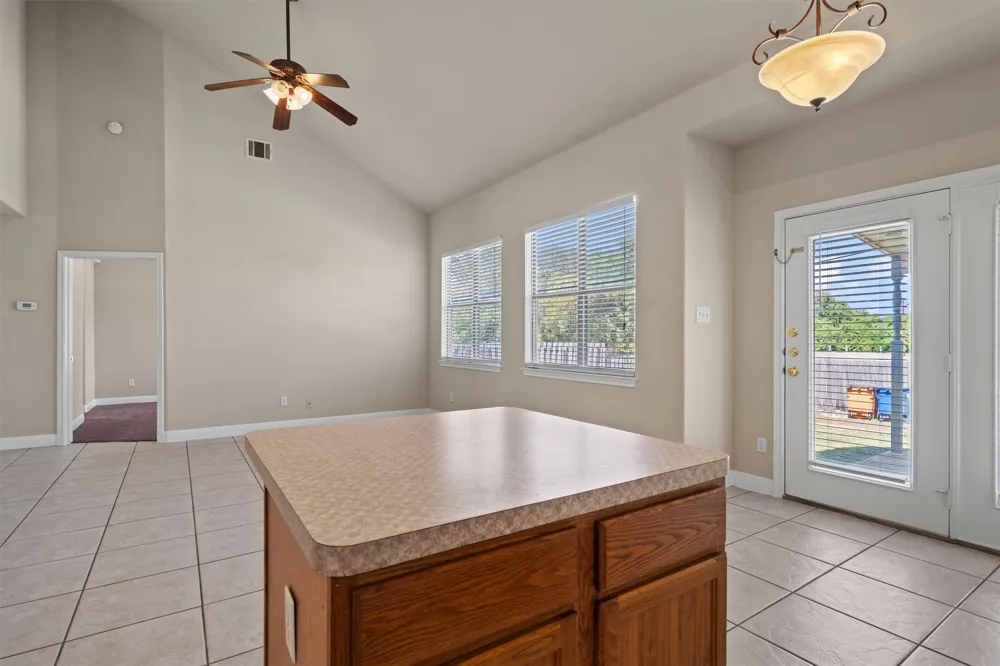 8800 Hazelhurst Drive #65 Austin, TX 78729