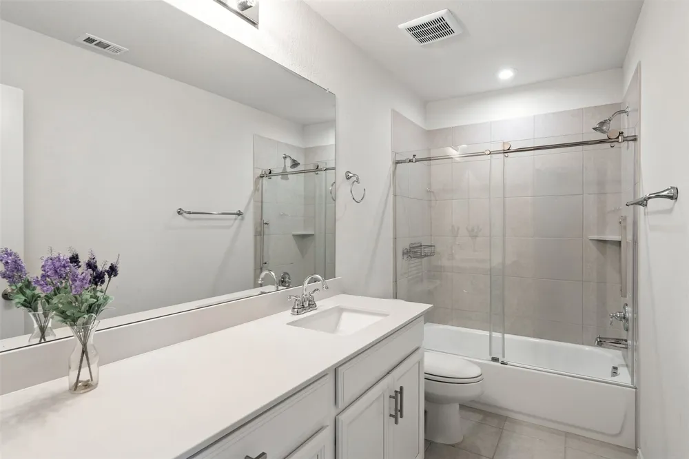 211 Brookside Street Hutto, TX 78634