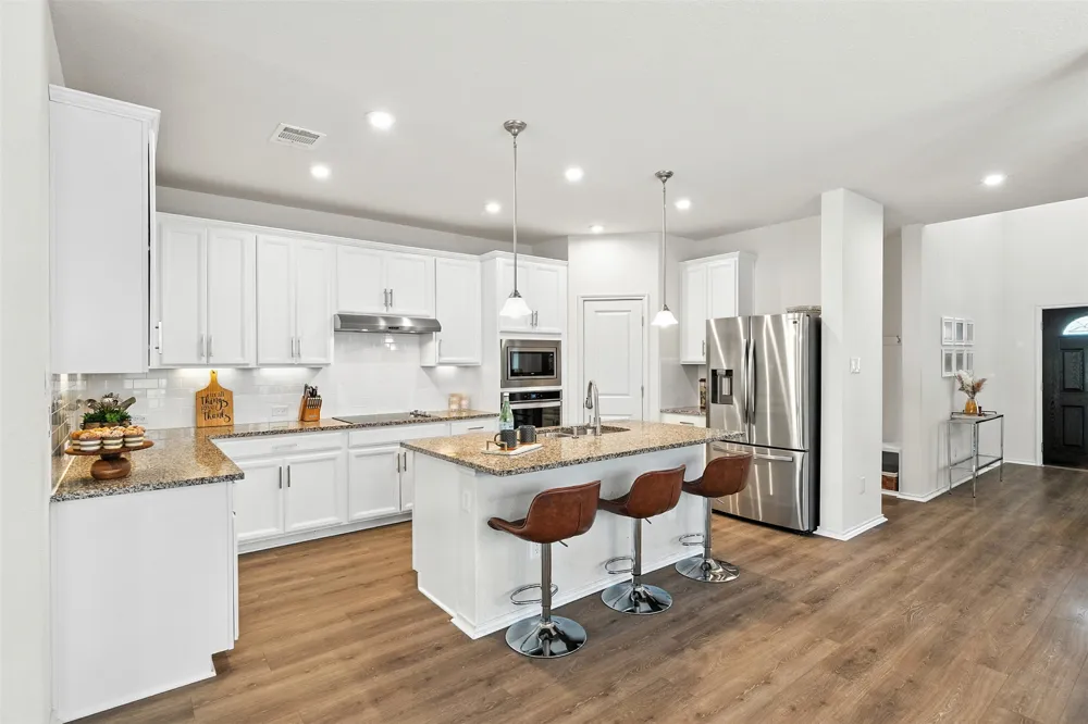 211 Brookside Street Hutto, TX 78634
