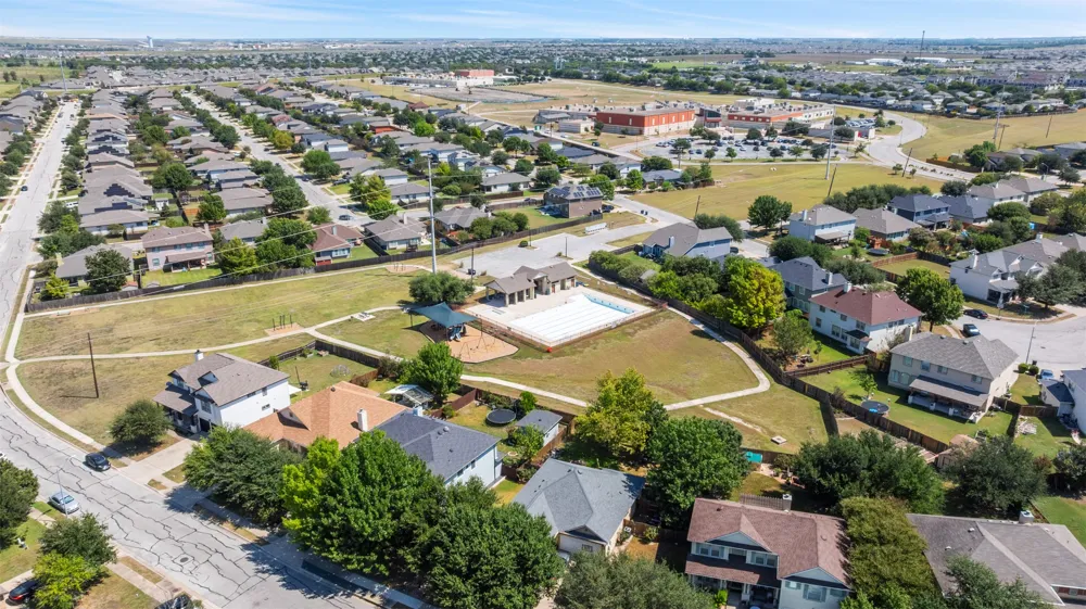 211 Brookside Street Hutto, TX 78634