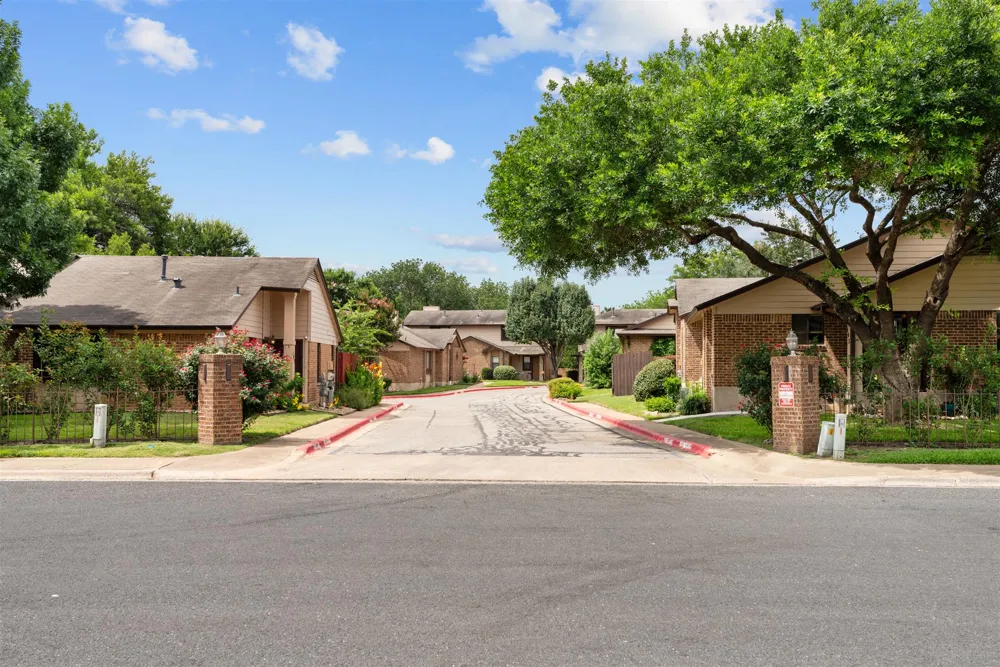 101 S Clearday Drive #122 Austin, TX 78745