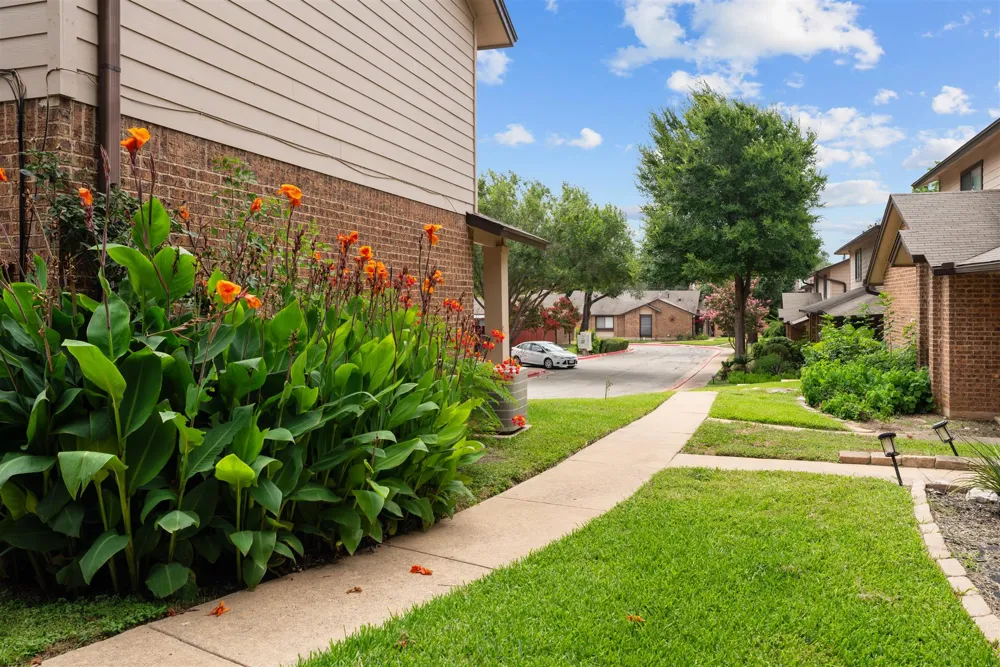 101 S Clearday Drive #122 Austin, TX 78745