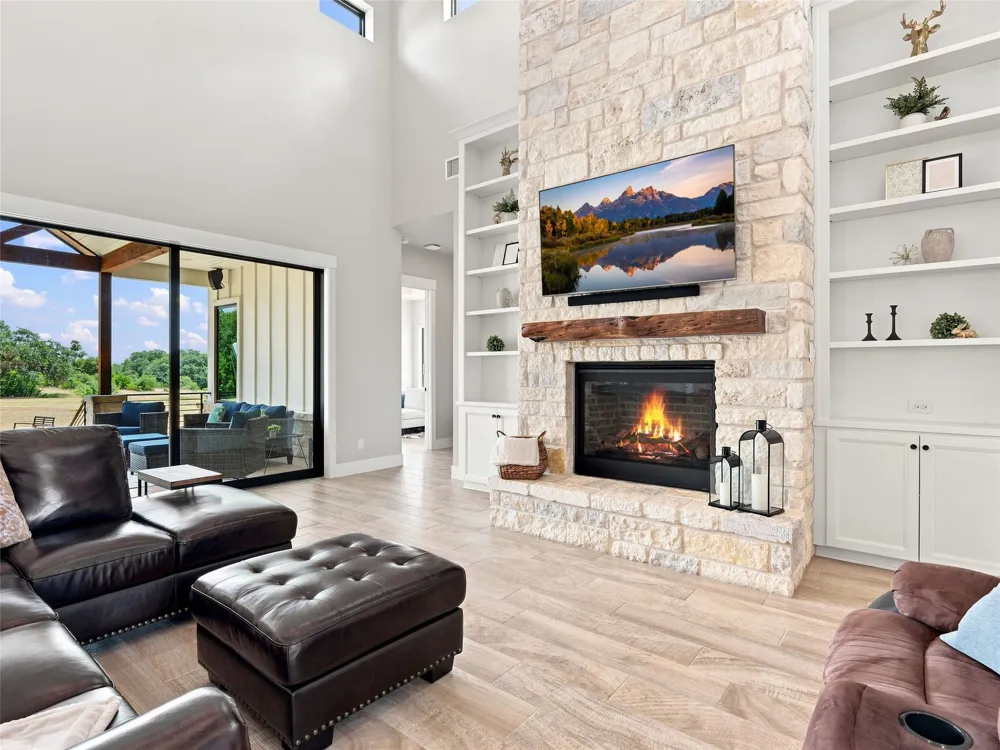 2116 Senora Ridge Canyon Lake, TX 78133