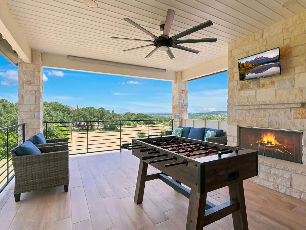 2116 Senora Ridge Canyon Lake, TX 78133