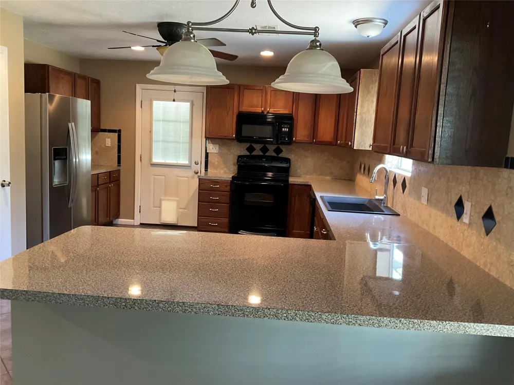 42906 O'neal Ln Road Magnolia, TX 77354