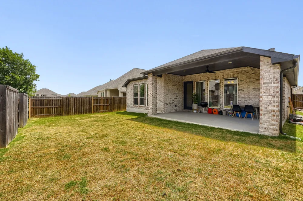 308 Fawn River Run Kyle, TX 78640