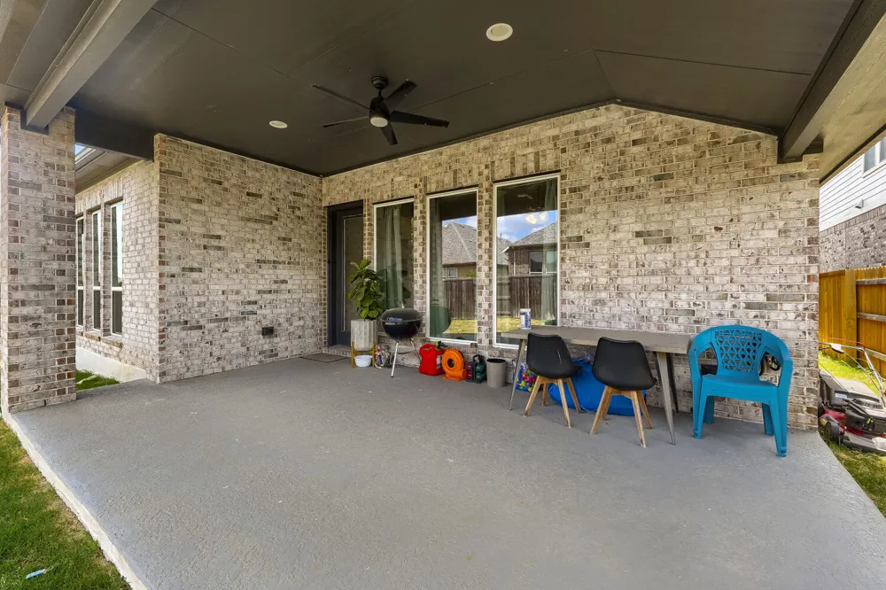 308 Fawn River Run Kyle, TX 78640