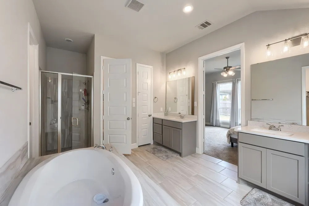 308 Fawn River Run Kyle, TX 78640